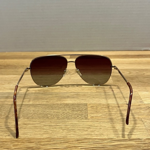 QUAY High Key Gold Tone Frame Brown Fade Polarized Lenses Aviator Sunglasses main image 12